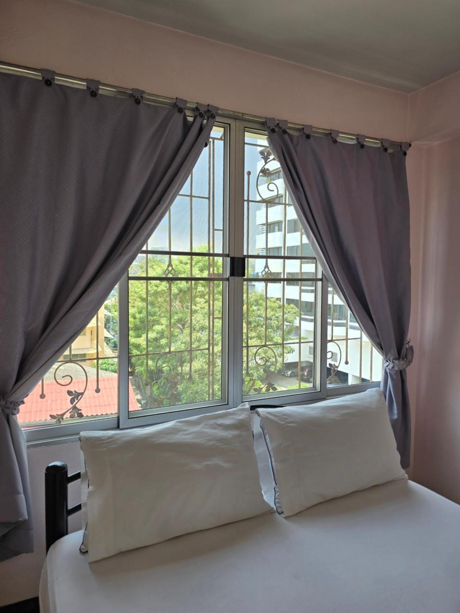 Bella Bella Riverview Bangkok Exterior photo